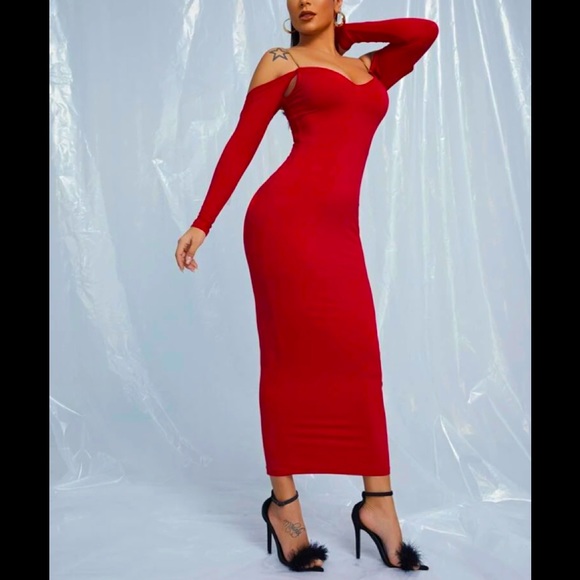 Red Drop Shoulder Chain Bodycon Dress - Picture 2 of 5